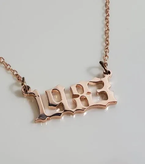alice Necklaces AZ1456 Rose Gold Year 1983 Necklace with FREE EARRINGS