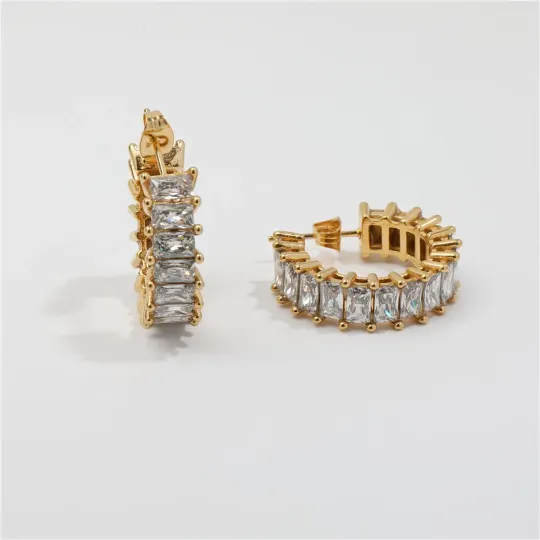 Jewelvers Earrings 18K GoldFilled Cubic Zircon Hoop Earrings Jewelvers Earrings 18K GoldFilled Cubic Zircon Hoop Earrings