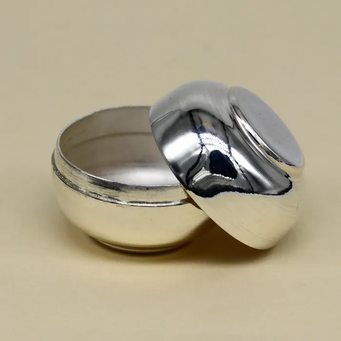 Necklaces 999 fine silver handmade gorgeous small idols Prasad box trinket box container box Sindur box solid silver article utensil sv0185 TRIBAL ORNAMENTS