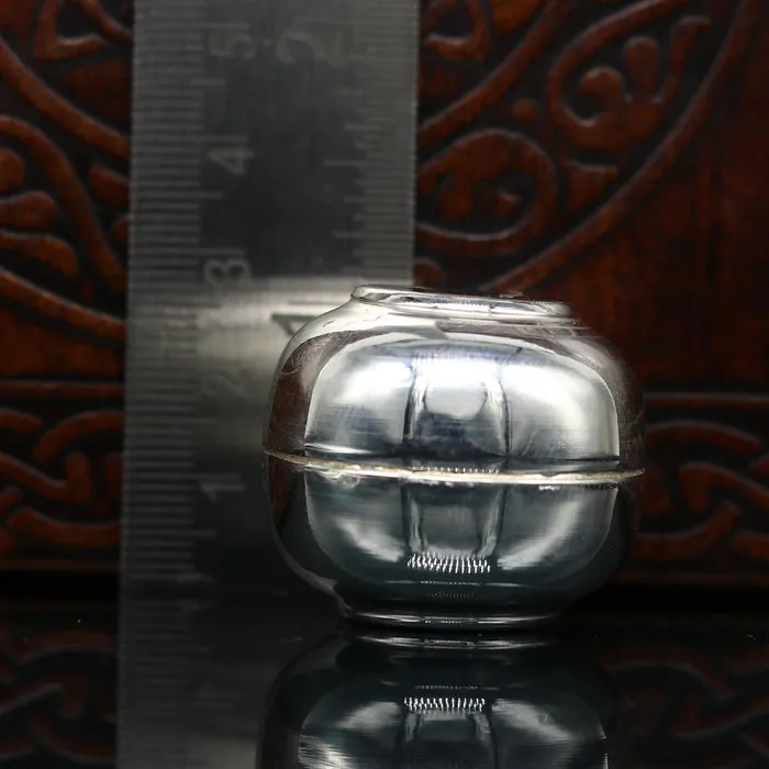 Necklaces 999 fine silver handmade gorgeous small idols Prasad box trinket box container box Sindur box solid silver article utensil sv0185 TRIBAL ORNAMENTS