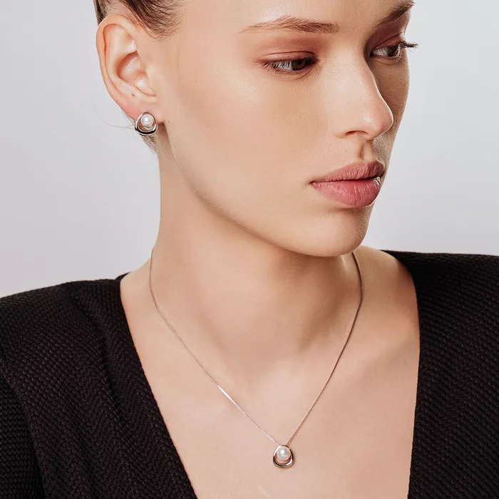 Pearly Lustre Necklaces Top Grade Freshwater Pearl Necklace WN00669 CONNECT
