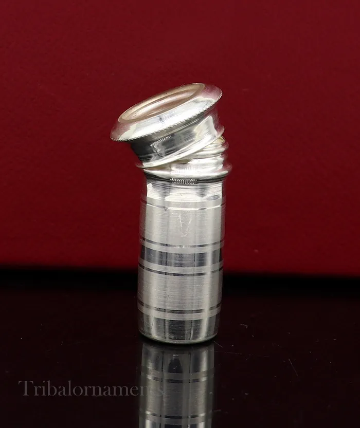 TRIBAL ORNAMENTS Rings 999 solid silver handmade small pill box Tobacco box storage box silver utensils silver box personal box mens accessories su589