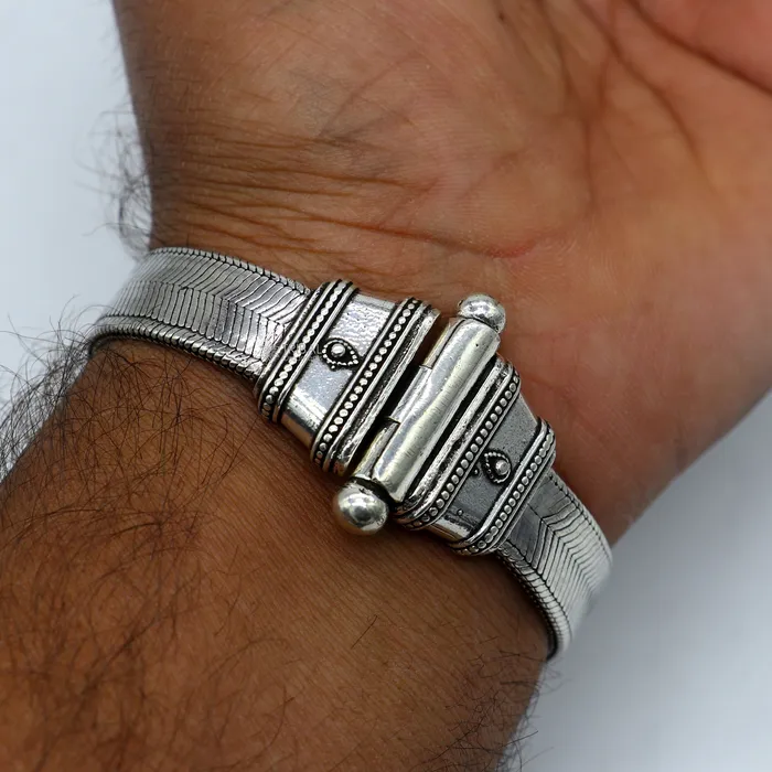 TRIBAL ORNAMENTS Vintage style solid 12mm 925 sterling silver handmade wheat chain flexible bracelet belt unisex jewelry from Rajasthan India sbr729 Bracelets