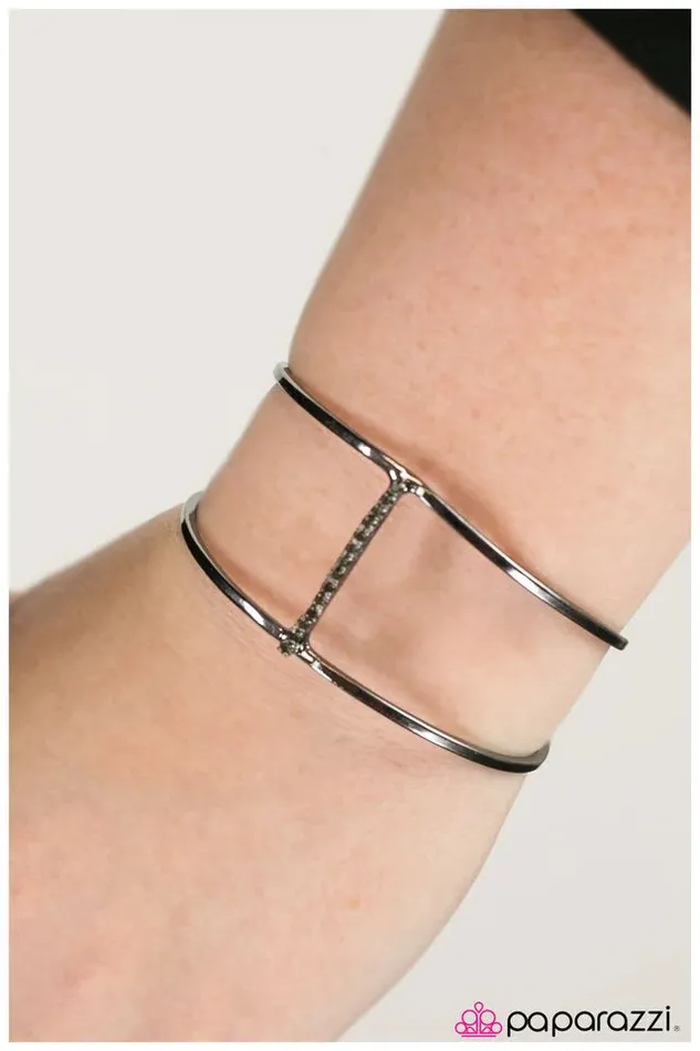 Bracelets Paparazzi Bracelet Outshining The Competition Black Paparazzi Jewelry