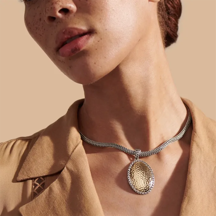 John Hardy PreStyled Sets John Hardy Classic Chain Silver 18K Gold Hammered Oval Pendant John Hardy PreStyled Sets John Hardy Classic Chain Silver 18K Gold Hammered Oval Pendant