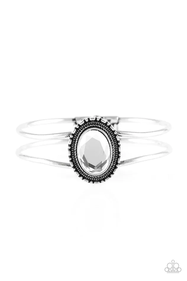 Paparazzi Bracelet GLEAM Big White Paparazzi Jewelry Bracelets