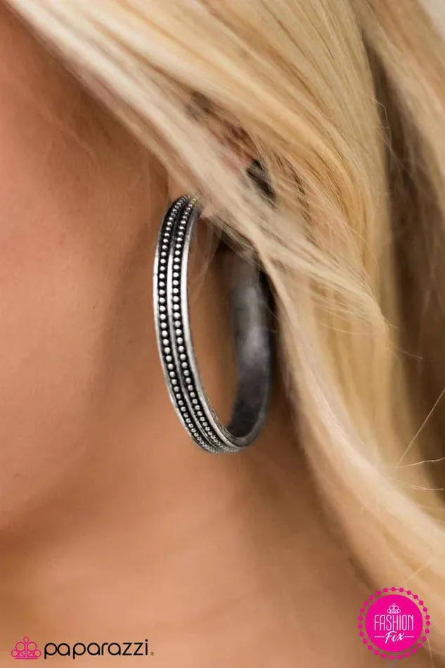 Paparazzi Earring HighSpirited Silver Paparazzi Jewelry Earrings