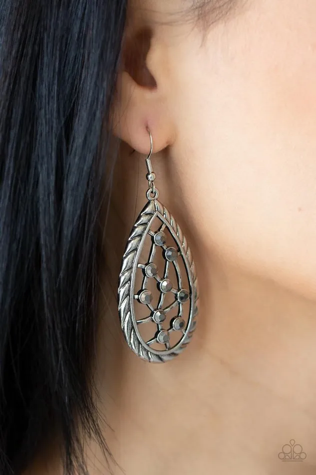 Paparazzi Earring Industrial Incandescence Silver Paparazzi Jewelry Earrings