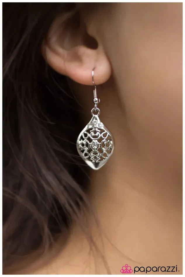 Paparazzi Earring Preaching To The Choir White Paparazzi Jewelry Earrings