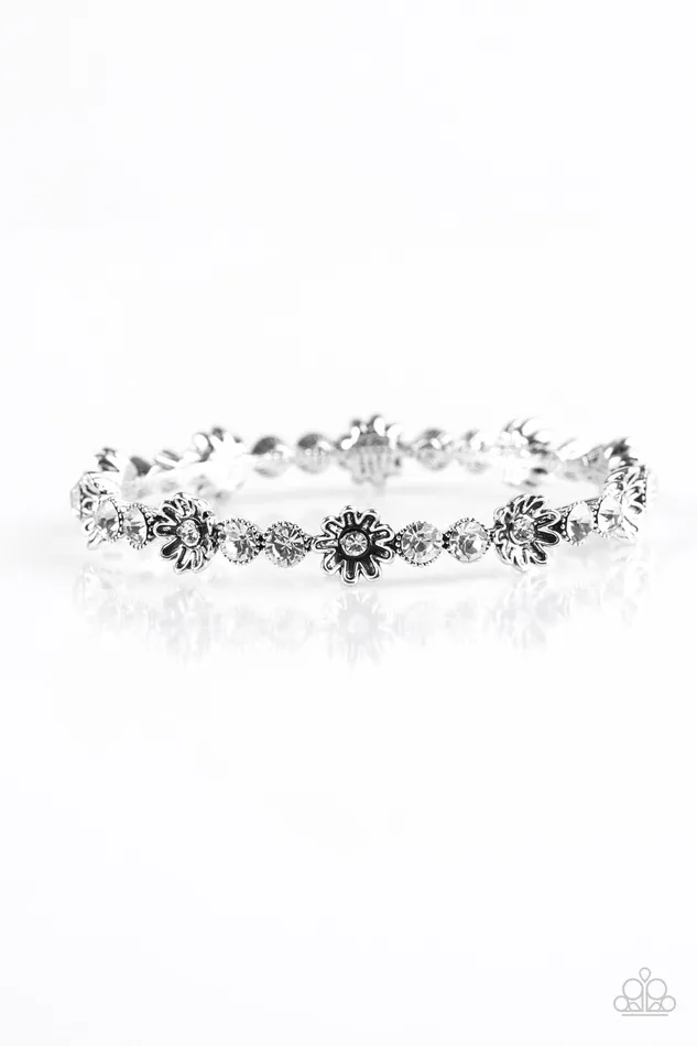 Paparazzi Jewelry Bracelets Paparazzi Bracelet Daffodil Diva White