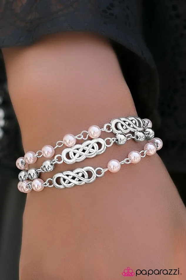 Paparazzi Jewelry Bracelets Paparazzi Bracelet Ever Everlasting Pink