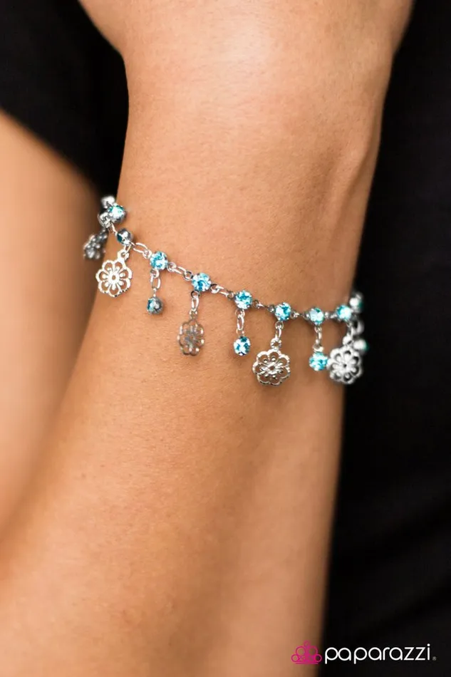 Paparazzi Jewelry Bracelets Paparazzi Bracelet Hibiscus Breeze Blue
