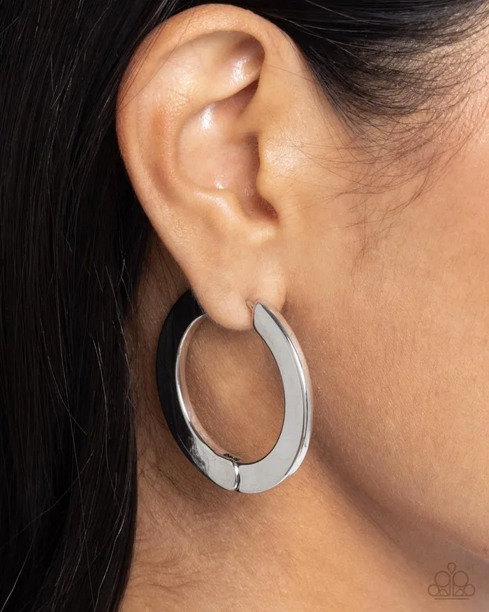 Paparazzi Jewelry Earrings Paparazzi Earring Circling Chariot Silver