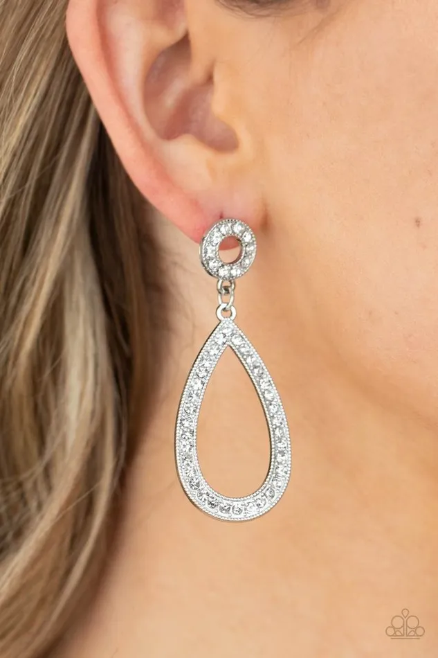 Paparazzi Jewelry Earrings Paparazzi Earring Regal Revival White