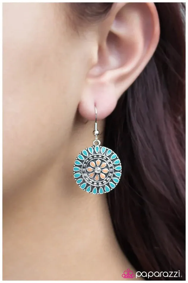Paparazzi Jewelry Earrings Paparazzi Earring Sweet Pea Blue