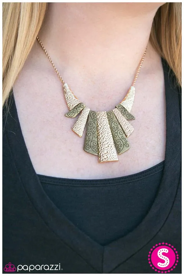 Paparazzi Jewelry Necklaces Paparazzi Necklace Cavegirl Gold