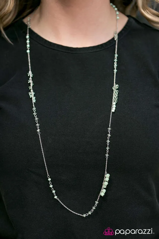 Paparazzi Jewelry Necklaces Paparazzi Necklace In Your GLITZYest Dreams Green