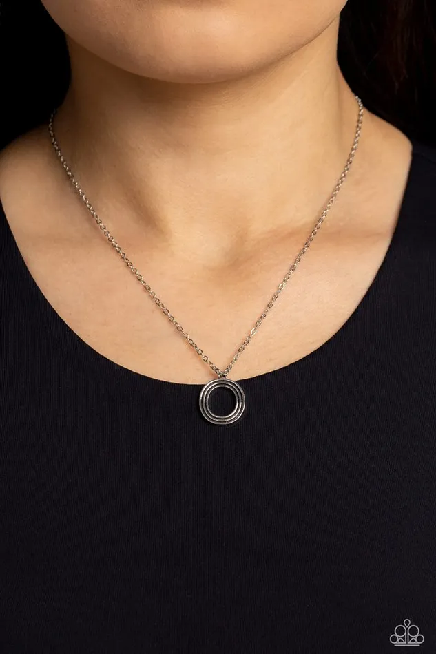 Paparazzi Jewelry Necklaces Paparazzi Necklace Leave Your Initials Silver O