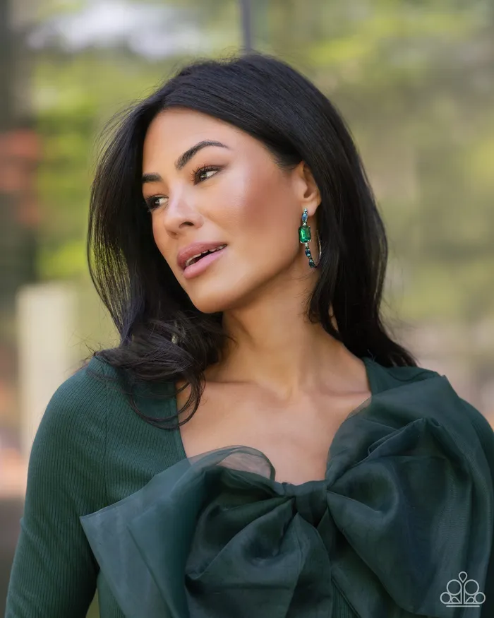 Paparazzi Jewelry Paparazzi Earring Elite Ensemble Green Earrings