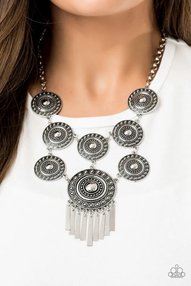 Paparazzi Jewelry Paparazzi Necklace Modern Medalist Necklaces