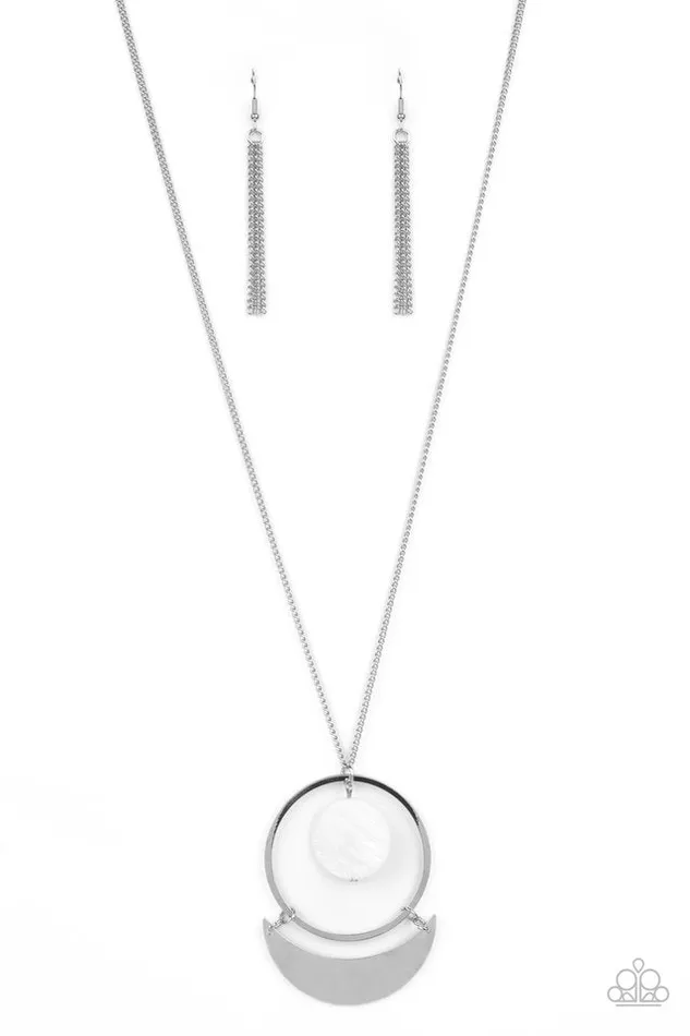 Paparazzi Jewelry Paparazzi Necklace Moonlight Sailing White Necklaces