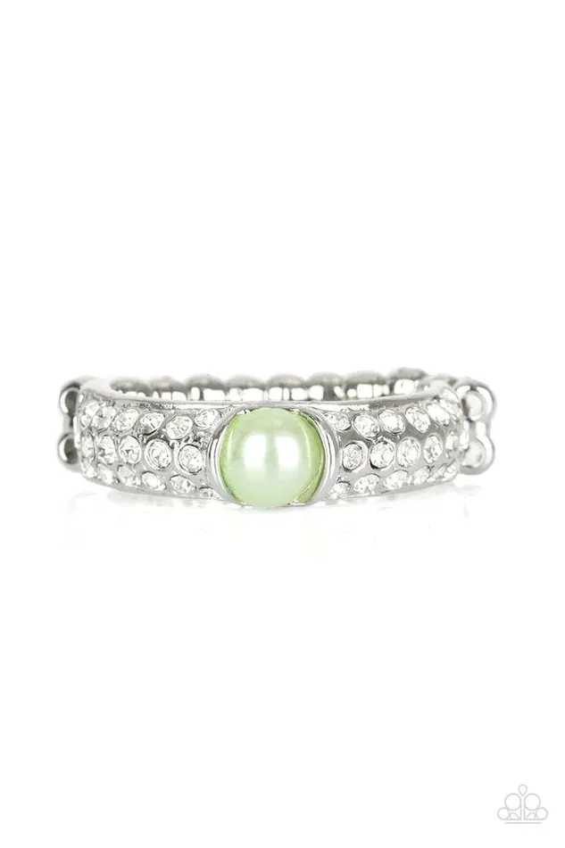 Paparazzi Jewelry Paparazzi Ring Brighten Your Day Green Rings