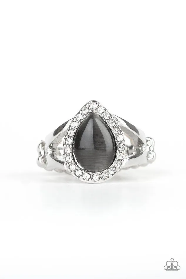Paparazzi Jewelry Rings Paparazzi Ring Debutante Dream Silver