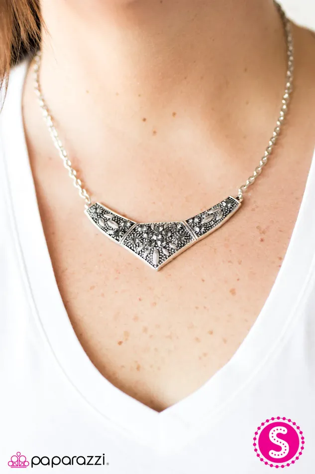 Paparazzi Necklace Born To Shimmer Silver Paparazzi Jewelry Necklaces