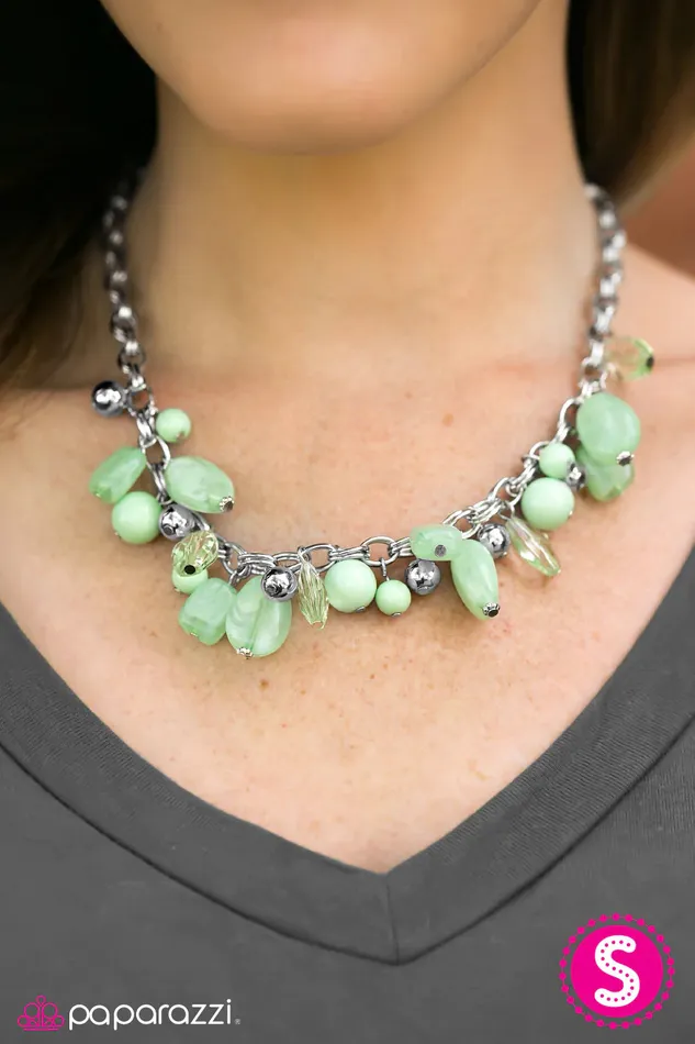 Paparazzi Necklace Ocean Sunset Green Paparazzi Jewelry Necklaces