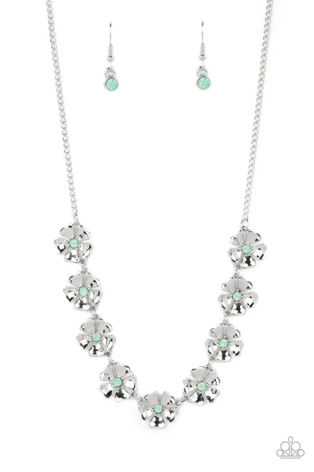 Paparazzi Necklace Petunia Palace Green Paparazzi Jewelry Necklaces