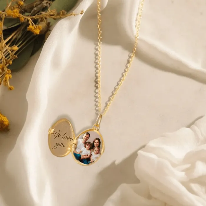 Personalized Family Birth Flower Locket Necklace Engraved Photo Keepsake Jewelry Perfect Mothers Day Gift for Her Belbren Necklaces