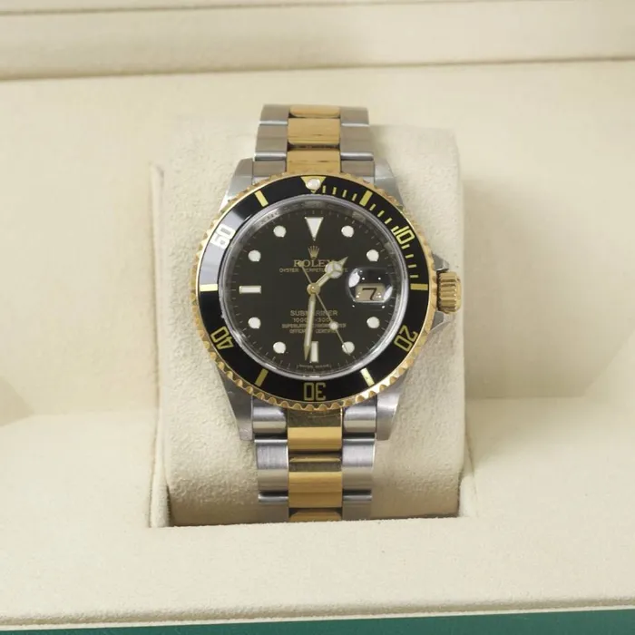 Rolex Bracelets Rolex Submariner Date 40mm Ref 16613 Black Dial Two Tone Stainless Steel 18K Yellow Gold Oyster Bracelet Watch
