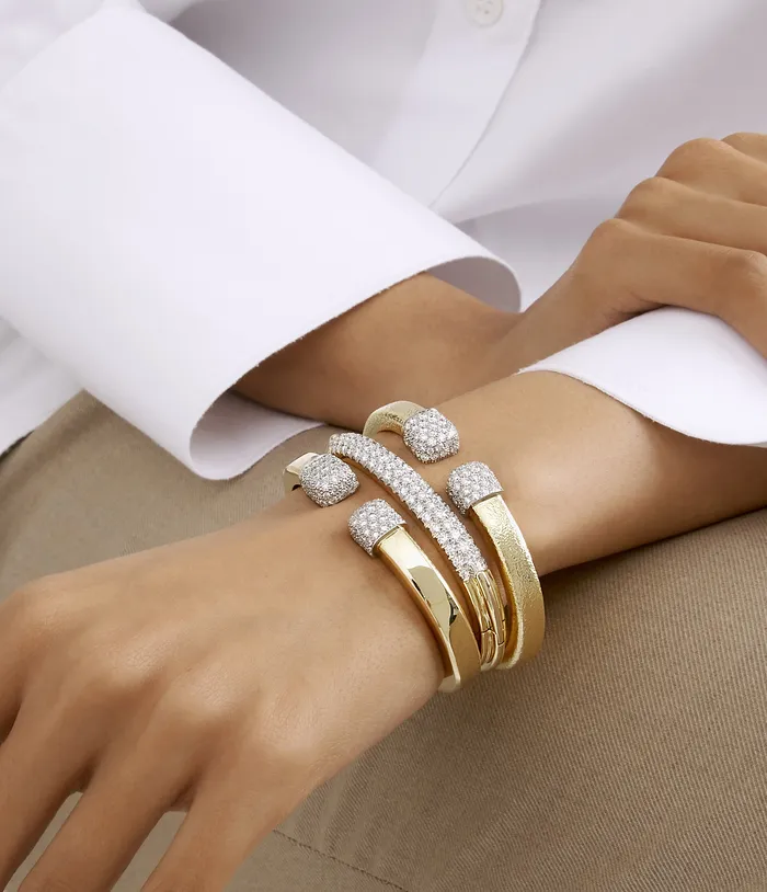 David Webb Bracelets Sugar Cube Bracelet Polished 18K Gold David Webb Bracelets Sugar Cube Bracelet Polished 18K Gold