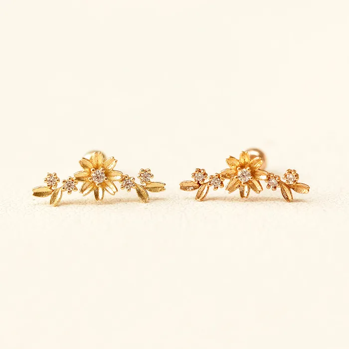 14K Gold Garland Flower Cartilage Piercing Earring 20G18G16G MinimalBijoux Earrings