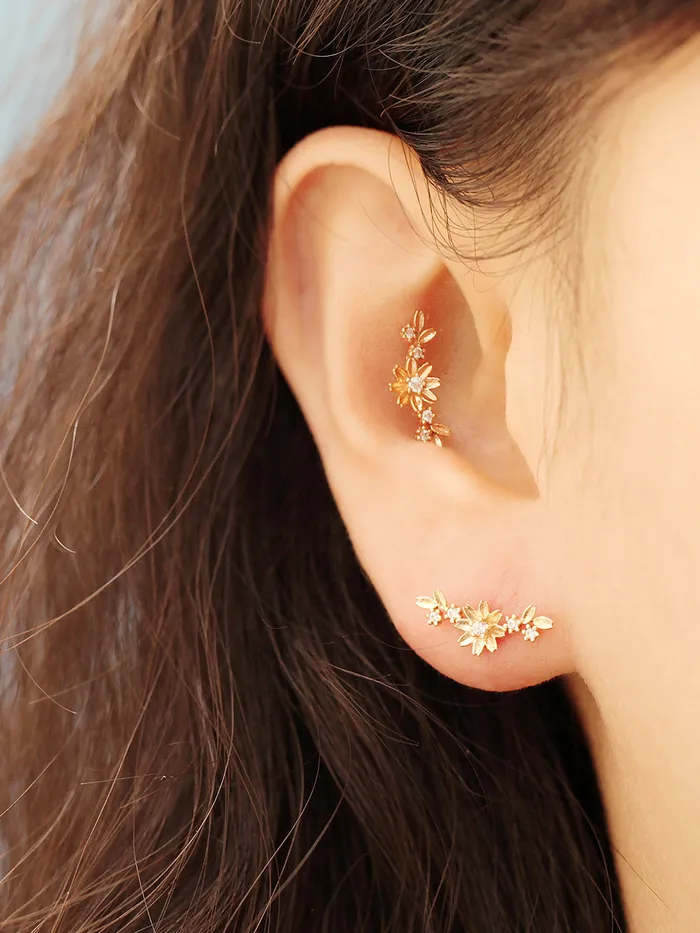 14K Gold Garland Flower Cartilage Piercing Earring 20G18G16G MinimalBijoux Earrings