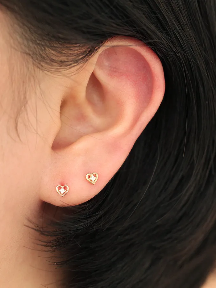 14K Gold Mini Pretzel Heart Internally Threaded Labret Piercing 18G16G MinimalBijoux PreStyled Sets