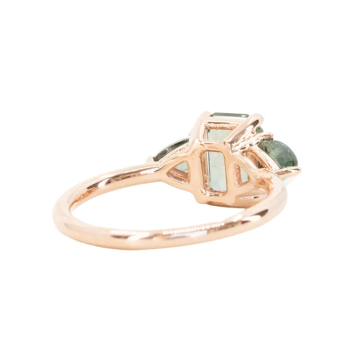 Anueva Jewelry 107ct Grey Sapphire and Green Tourmaline Three Stone Ring in 14k Rose Gold Rings