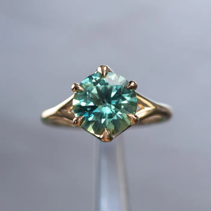 Anueva Jewelry PreStyled Sets 350ct Untreated Nigerian Teal Green Sapphire Six Prong Split Shank Solitaire in 18k Yellow Gold