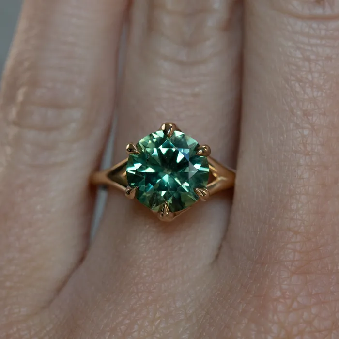 Anueva Jewelry PreStyled Sets 350ct Untreated Nigerian Teal Green Sapphire Six Prong Split Shank Solitaire in 18k Yellow Gold