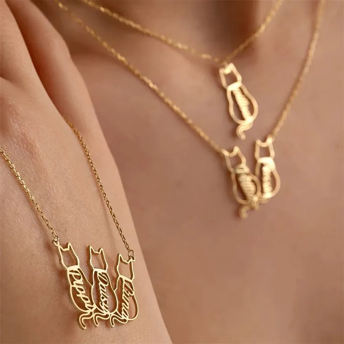 CatCurio Pet Store Necklaces Personalized 14 Cats Name Necklace