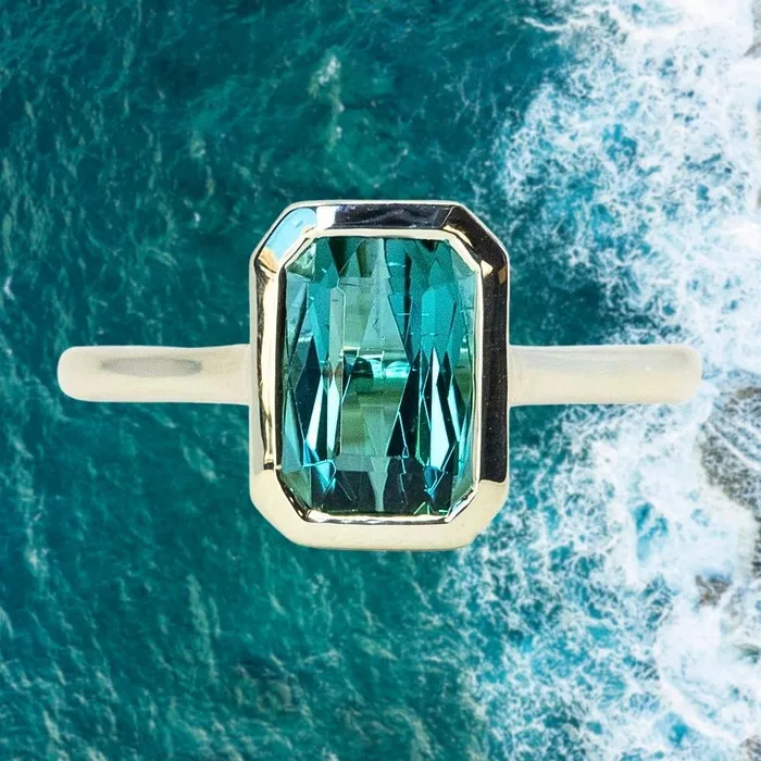 Discovery Gems Rings 184ct Radiant Scissor Cut Green Tourmaline Contemporary Bezel Set Ring in 14k Green Gold Discovery Gems Rings 184ct Radiant Scissor Cut Green Tourmaline Contemporary Bezel Set Ring in 14k Green Gold
