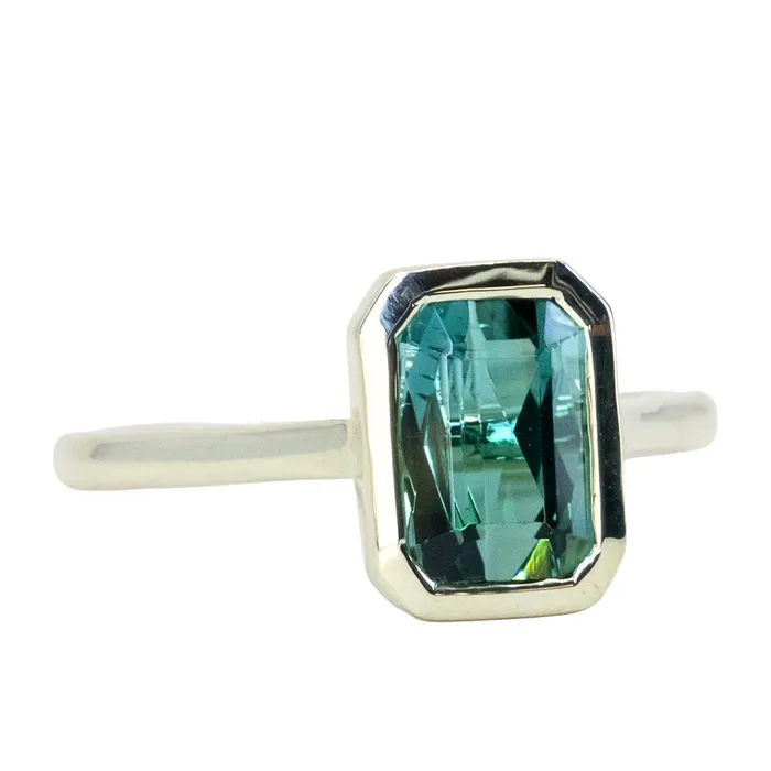 Discovery Gems Rings 184ct Radiant Scissor Cut Green Tourmaline Contemporary Bezel Set Ring in 14k Green Gold