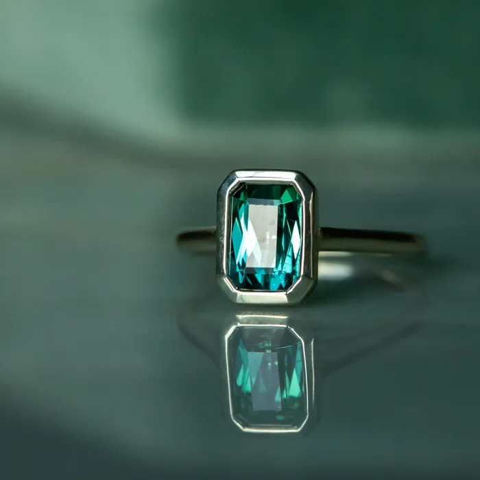 Discovery Gems Rings 184ct Radiant Scissor Cut Green Tourmaline Contemporary Bezel Set Ring in 14k Green Gold