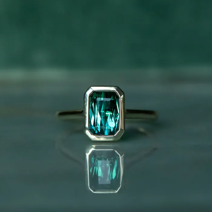 Discovery Gems Rings 184ct Radiant Scissor Cut Green Tourmaline Contemporary Bezel Set Ring in 14k Green Gold