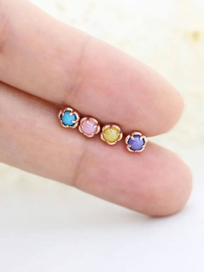 Earrings MinimalBijoux 14K Gold Candy Mini Stone Cartilage Earring 18G16G