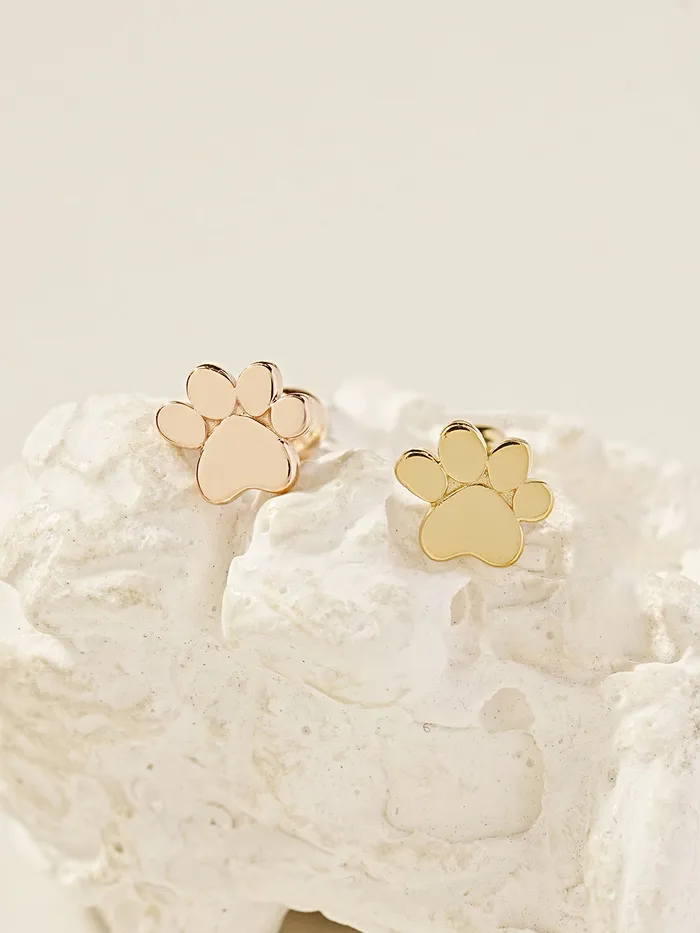 Earrings MinimalBijoux 14K Gold Jelly Paw Cartilage Earring 20G18G16G