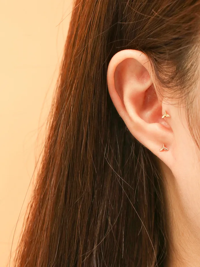 Earrings MinimalBijoux 14K Gold Mini Whale Tale Cartilage Earring 20G18G16G