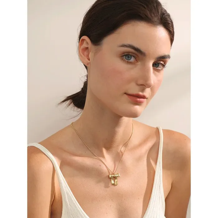Mabel Love Co Necklaces Elegant Bow Pendant Necklace