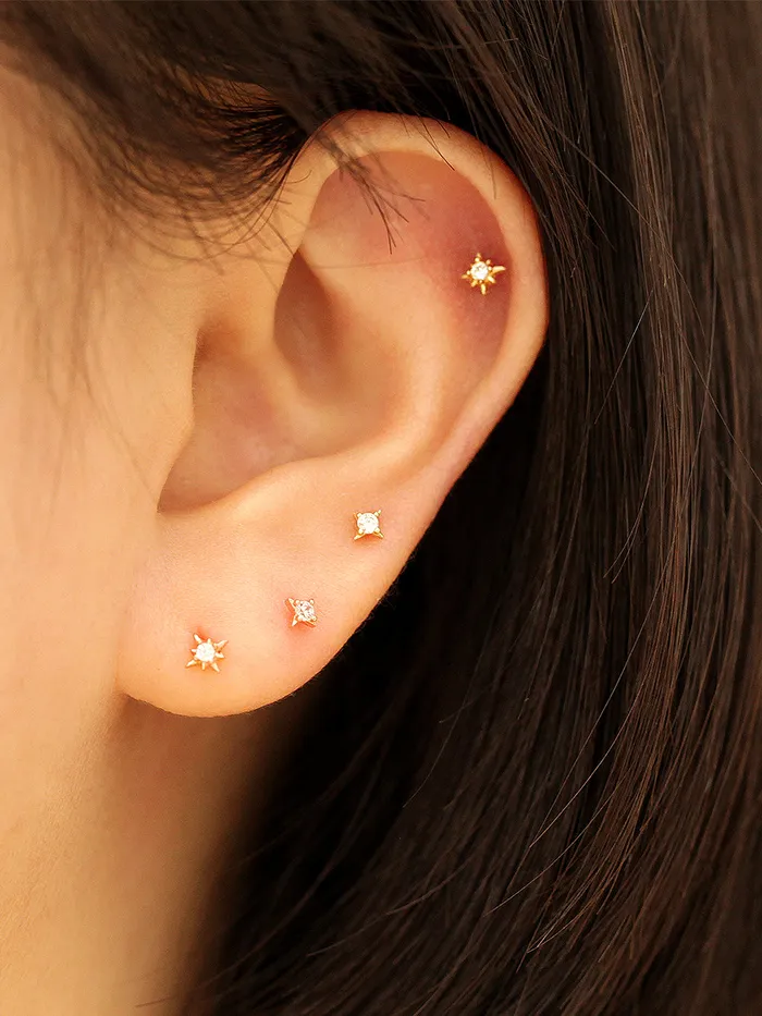 MinimalBijoux Earrings 14K gold Mini Twinkle Cubic cartilage earring 20g