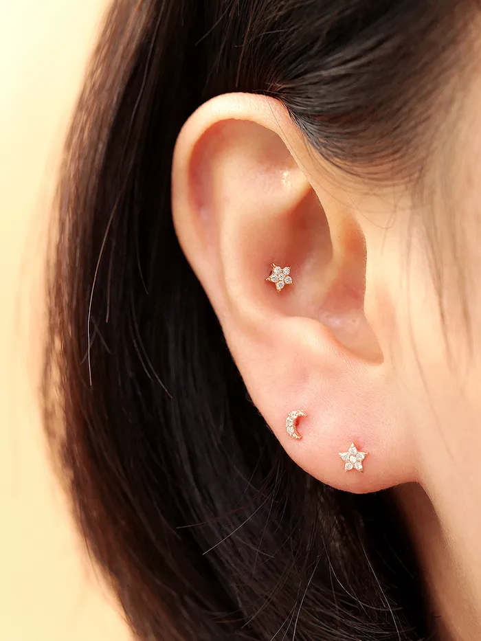 MinimalBijoux Earrings 14K gold Minimi Cubic Star Moon cartilage earring 20g